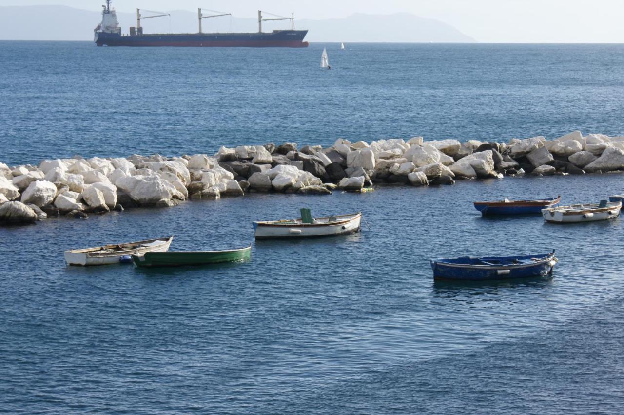 B&B Napul'E Νάπολη Εξωτερικό φωτογραφία