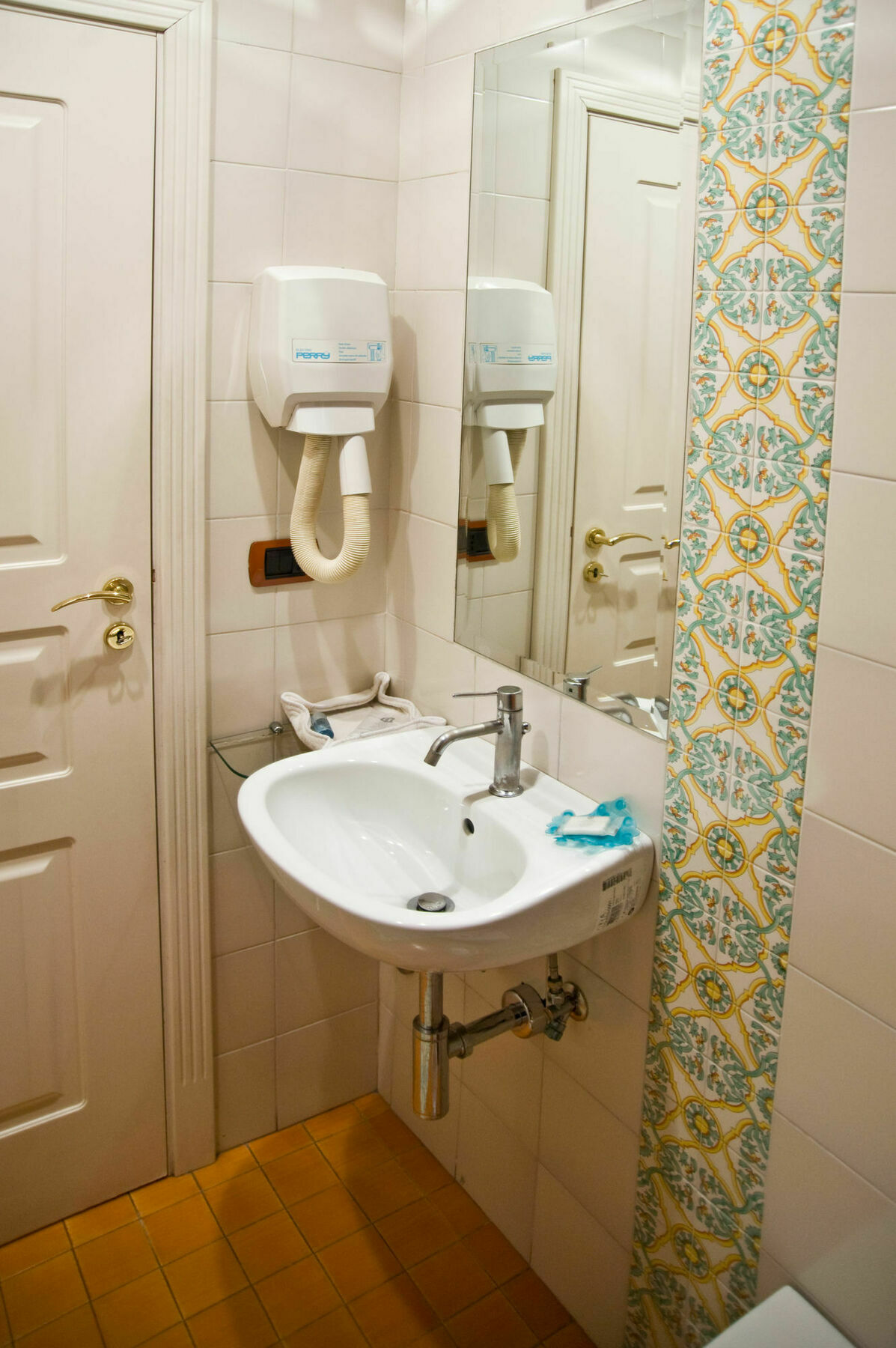 B&B Napul'E Νάπολη Εξωτερικό φωτογραφία